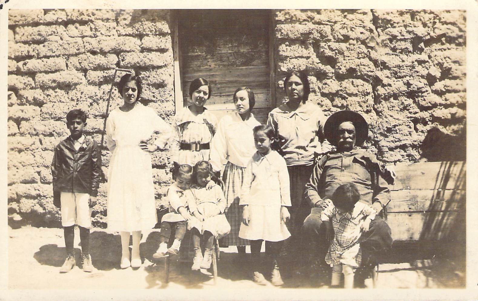 Polvo, Texas Family Portrait
